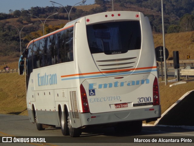 Emtram 3700 na cidade de Oliveira, Minas Gerais, Brasil, por Marcos de Alcantara Pinto. Número da foto: #10264985.