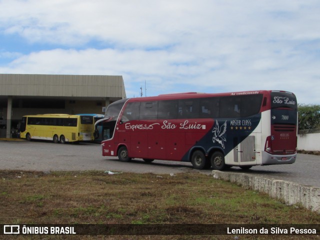 Expresso São Luiz 7800 na cidade de Caruaru, Pernambuco, Brasil, por Lenilson da Silva Pessoa. Número da foto: #10264802.