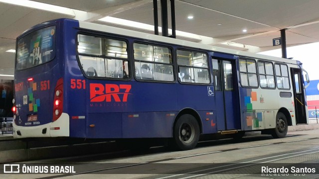 BR7 Mobilidade 551 na cidade de São Bernardo do Campo, São Paulo, Brasil, por Ricardo Santos. Número da foto: #10265206.