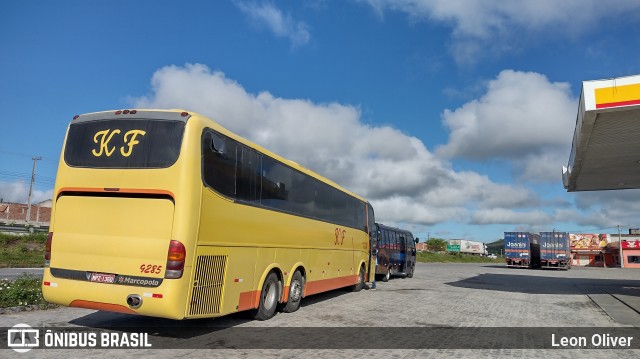 Ônibus Particulares 9285 na cidade de São Caitano, Pernambuco, Brasil, por Leon Oliver. ID da foto: 10268839.