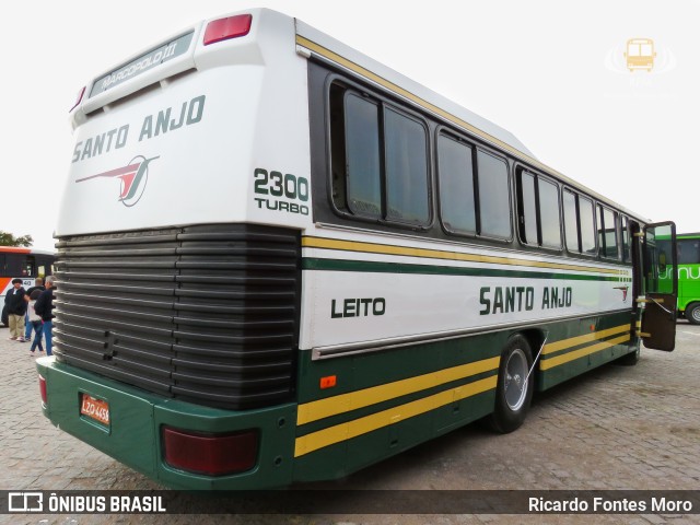 Empresa Santo Anjo da Guarda 2300 na cidade de Curitiba, Paraná, Brasil, por Ricardo Fontes Moro. Número da foto: #10269311.