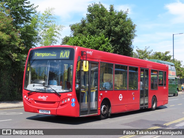 Abellio London Bus Company 8789 na cidade de Richmond, Greater London, Inglaterra, por Fábio Takahashi Tanniguchi. ID da foto: 10268604.