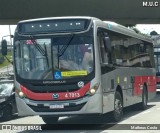Pêssego Transportes 4 7013 na cidade de São Paulo, São Paulo, Brasil, por Matheus Costa. Número da foto: #:id.