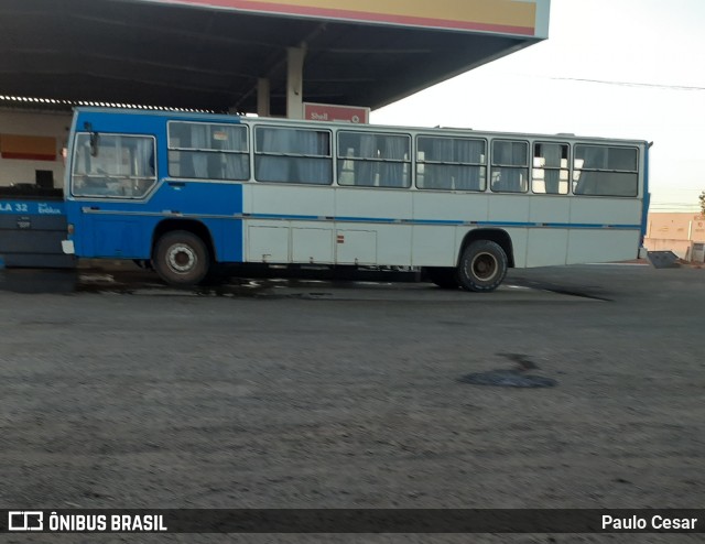 Ônibus Particulares S/N na cidade de Coroados, São Paulo, Brasil, por Paulo Cesar. Número da foto: #10272161.