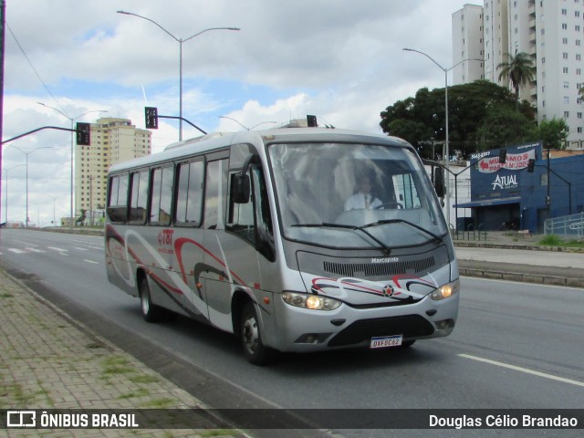 T8T Traslados e Fretamentos 8C62 na cidade de Belo Horizonte, Minas Gerais, Brasil, por Douglas Célio Brandao. ID da foto: 10277384.