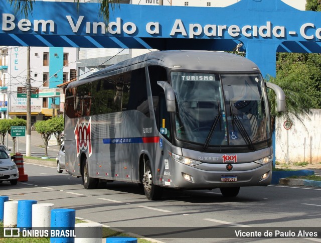 Auto Viação 1001 RJ 108.107 na cidade de Aparecida, São Paulo, Brasil, por Vicente de Paulo Alves. ID da foto: 10276855.