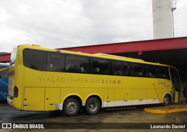 Viação Itapemirim 8807 na cidade de Queluz, São Paulo, Brasil, por Leonardo Daniel. ID da foto: 10280625.