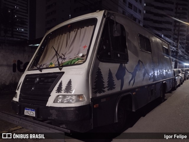 Ônibus Particulares 2216 na cidade de Recife, Pernambuco, Brasil, por Igor Felipe. Número da foto: #10281135.