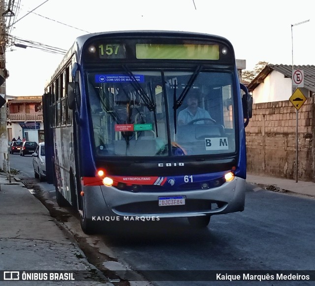 Ônibus Particulares 61 na cidade de Ribeirão das Neves, Minas Gerais, Brasil, por Kaique Marquês Medeiros . Número da foto: #10285256.