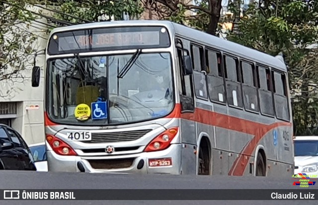 Viação Campo Grande 4015 na cidade de Campo Grande, Mato Grosso do Sul, Brasil, por Claudio Luiz. Número da foto: #10287854.