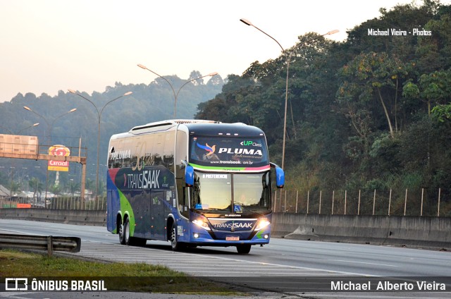 Trans Isaak Turismo 1935 na cidade de Barueri, São Paulo, Brasil, por Michael  Alberto Vieira. ID da foto: 10285797.