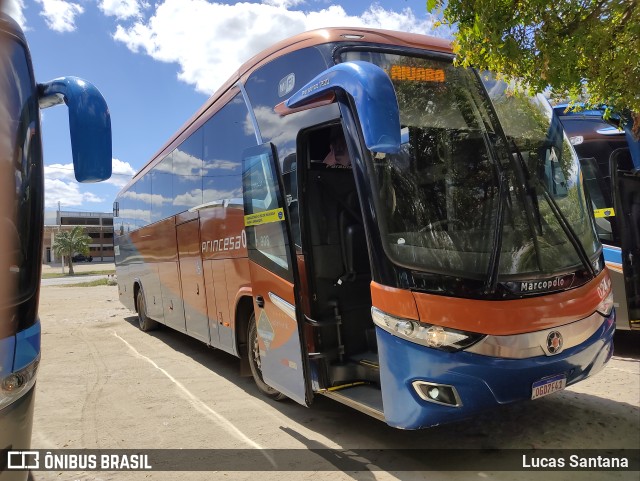 Viação Princesa dos Inhamuns 908 na cidade de Madalena, Ceará, Brasil, por Lucas Santana . Número da foto: #10288135.