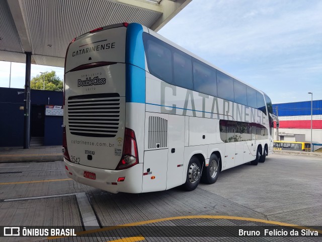 Auto Viação Catarinense 3542 na cidade de São Bernardo do Campo, São Paulo, Brasil, por Bruno  Felício da Silva. ID da foto: 10287096.