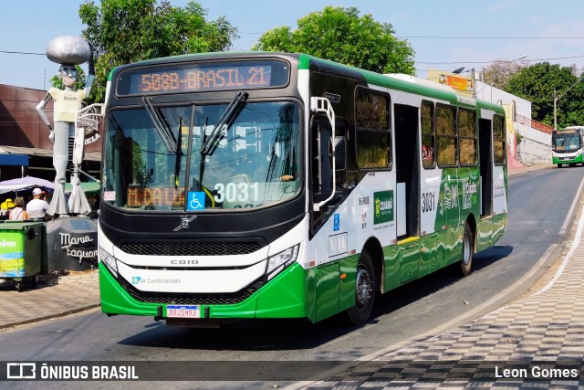 Expresso Caribus Transportes 3031 na cidade de Cuiabá, Mato Grosso, Brasil, por Leon Gomes. Número da foto: #10288303.