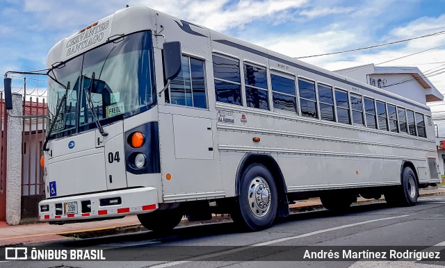 Transportes Serrano S.A. 04 na cidade de Cartago, Cartago, Costa Rica, por Andrés Martínez Rodríguez. Número da foto: #10285771.