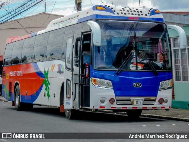 Autobuses sin identificación - Costa Rica 00 na cidade de Cartago, Cartago, Costa Rica, por Andrés Martínez Rodríguez. Número da foto: #10286798.