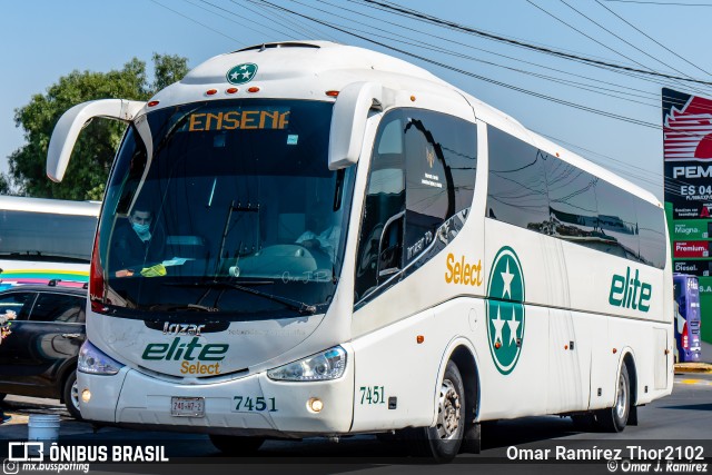 Élite 7451 na cidade de Gustavo A. Madero, Ciudad de México, México, por Omar Ramírez Thor2102. ID da foto: 10294182.