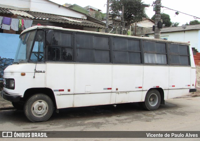 Ônibus Particulares 0G20 na cidade de Mairinque, São Paulo, Brasil, por Vicente de Paulo Alves. ID da foto: 10292729.