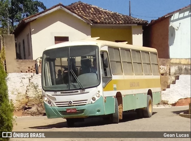 Prefeitura Municipal de Ataléia 4421 na cidade de Ataléia, Minas Gerais, Brasil, por Gean Lucas. ID da foto: 10295330.