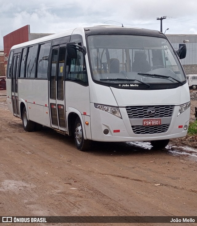 Ônibus Particulares 8501 na cidade de Maceió, Alagoas, Brasil, por João Mello. ID da foto: 10241593.