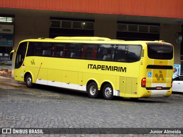 Viação Itapemirim 8911 na cidade de Manhuaçu, Minas Gerais, Brasil, por Junior Almeida. Número da foto: #10240757.