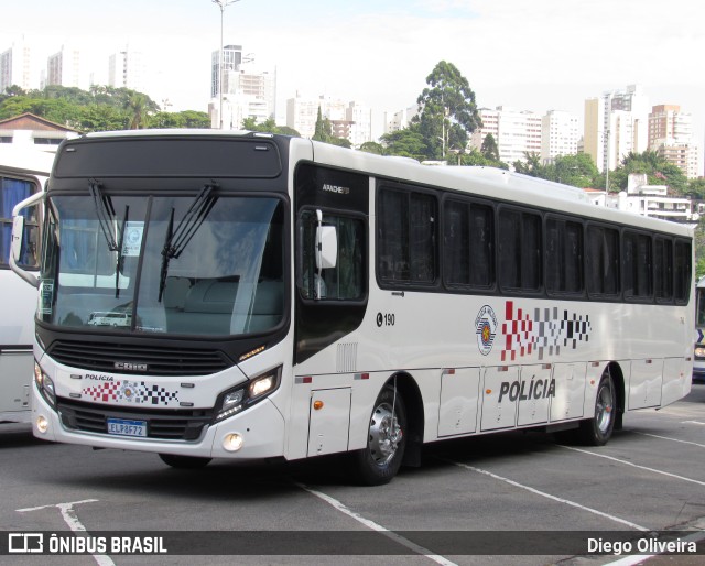 Polícia Militar de São Paulo 7-6 na cidade de Pacaembu, São Paulo, Brasil, por Diego Oliveira. ID da foto: 10240091.