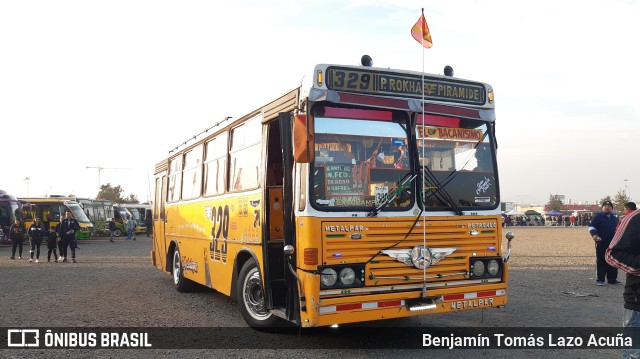 Ônibus Particulares EL BACANISIMO na cidade de Cerrillos, Santiago, Metropolitana de Santiago, Chile, por Benjamín Tomás Lazo Acuña. Número da foto: #10241644.