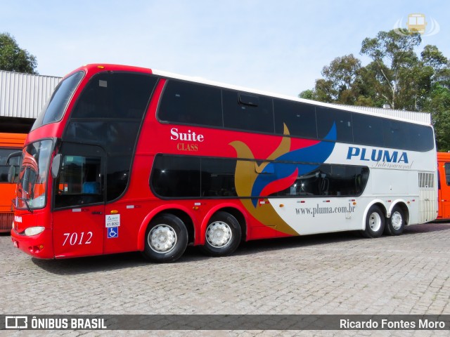 Pluma Conforto e Turismo 7012 na cidade de Curitiba, Paraná, Brasil, por Ricardo Fontes Moro. ID da foto: 10240938.