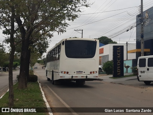 Ônibus Particulares DJE8606 na cidade de Ji-Paraná, Rondônia, Brasil, por Gian Lucas  Santana Zardo. ID da foto: 10297843.