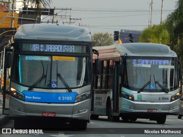 Viação Paratodos > São Jorge > Metropolitana São Paulo > Mobibrasil 6 3165 na cidade de São Paulo, São Paulo, Brasil, por Nicolas Matheusz. Número da foto: #10297887.