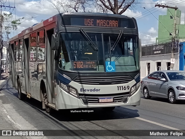 São Dimas Transportes 11169 na cidade de Belo Horizonte, Minas Gerais, Brasil, por Matheus  Felipe. ID da foto: 10299214.