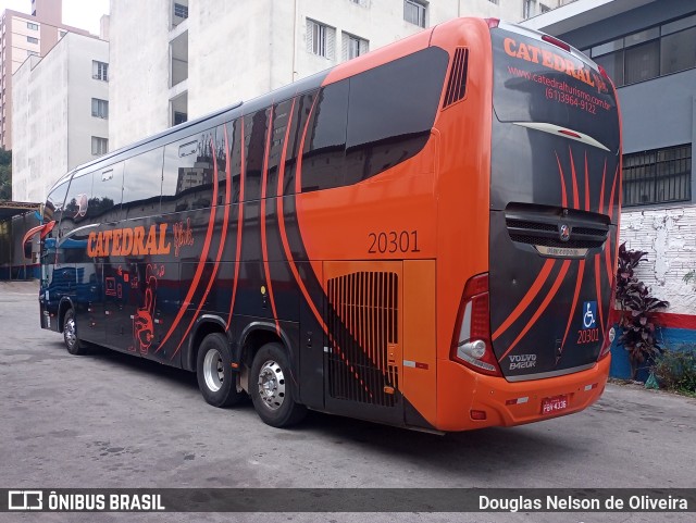 Catedral Turismo 20301 na cidade de São Paulo, São Paulo, Brasil, por Douglas Nelson de Oliveira. Número da foto: #10300414.