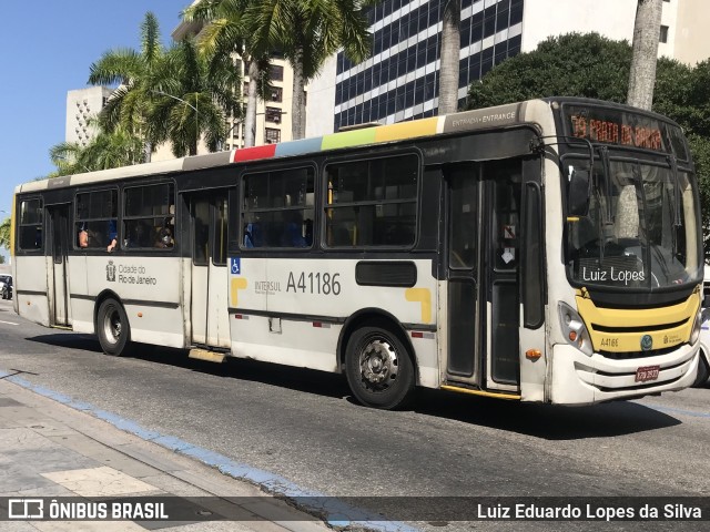 Real Auto Ônibus A41186 na cidade de Rio de Janeiro, Rio de Janeiro, Brasil, por Luiz Eduardo Lopes da Silva. ID da foto: 10305712.