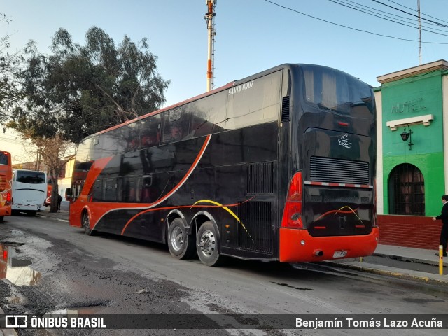 Pullman El Huique 01 na cidade de Estación Central, Santiago, Metropolitana de Santiago, Chile, por Benjamín Tomás Lazo Acuña. Número da foto: #10306312.