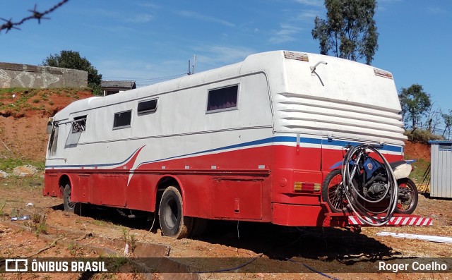 Motorhomes 9170 na cidade de Colombo, Paraná, Brasil, por Roger Coelho. ID da foto: 10307930.