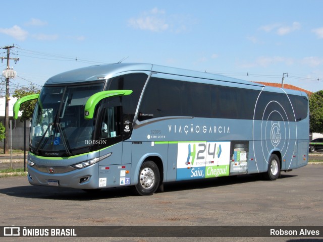 Viação Garcia 82095 na cidade de Paranavaí, Paraná, Brasil, por Robson Alves. Número da foto: #10307421.