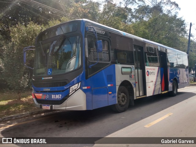 Next Mobilidade - ABC Sistema de Transporte 81.957 na cidade de São Bernardo do Campo, São Paulo, Brasil, por Gabriel Garves. ID da foto: 10307147.