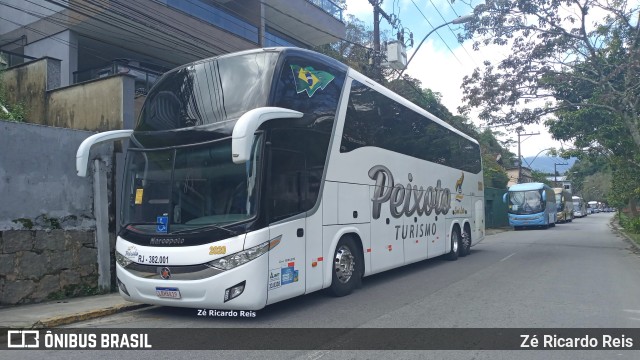 Peixoto Turismo RJ 382.001 na cidade de Petrópolis, Rio de Janeiro, Brasil, por Zé Ricardo Reis. Número da foto: #10310366.