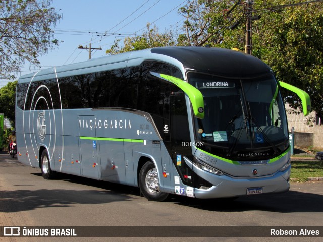 Viação Garcia 82048 na cidade de Paranavaí, Paraná, Brasil, por Robson Alves. Número da foto: #10310427.