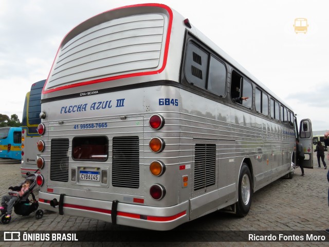 SilverBus 6845 na cidade de Curitiba, Paraná, Brasil, por Ricardo Fontes Moro. Número da foto: #10311036.