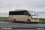 Epsom Coaches 506 na cidade de Brighton, East Sussex, Inglaterra, por Donald Hudson. ID da foto: :id.