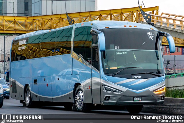 Autobuses sin identificación - Mexico 01 na cidade de Miguel Hidalgo, Ciudad de México, México, por Omar Ramírez Thor2102. Número da foto: #10315564.