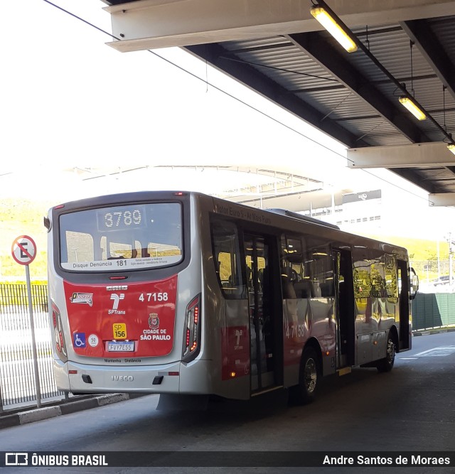 Pêssego Transportes 4 7158 na cidade de São Paulo, São Paulo, Brasil, por Andre Santos de Moraes. ID da foto: 10317101.