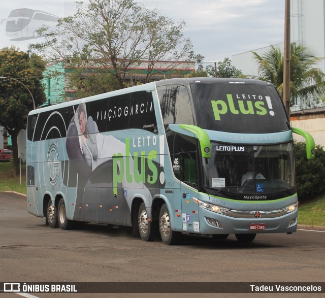 Viação Garcia 8824 na cidade de Medianeira, Paraná, Brasil, por Tadeu Vasconcelos. Número da foto: #10321546.