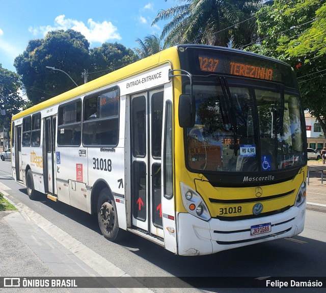 Plataforma Transportes 31018 na cidade de Salvador, Bahia, Brasil, por Felipe Damásio. ID da foto: 10321331.