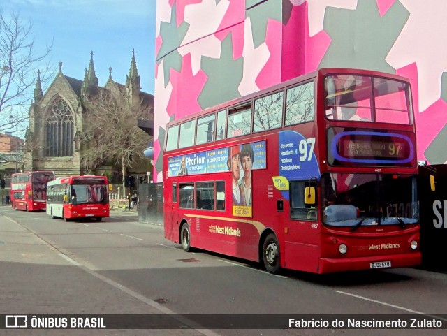 National Express West Midlands 4467 na cidade de Birmingham, West Midlands, Inglaterra, por Fabricio do Nascimento Zulato. ID da foto: 10322546.