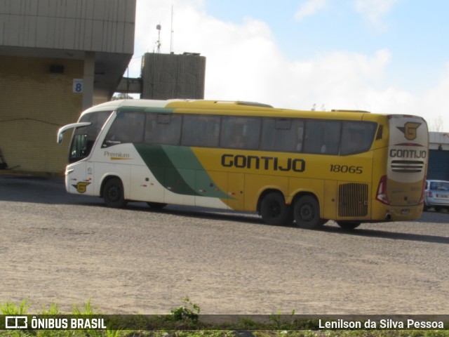 Empresa Gontijo de Transportes 18065 na cidade de Caruaru, Pernambuco, Brasil, por Lenilson da Silva Pessoa. ID da foto: 10321755.