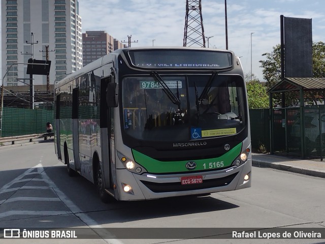 Cooperativa Fênix > Spencer Transporte 1 5165 na cidade de São Paulo, São Paulo, Brasil, por Rafael Lopes de Oliveira. Número da foto: #10324691.