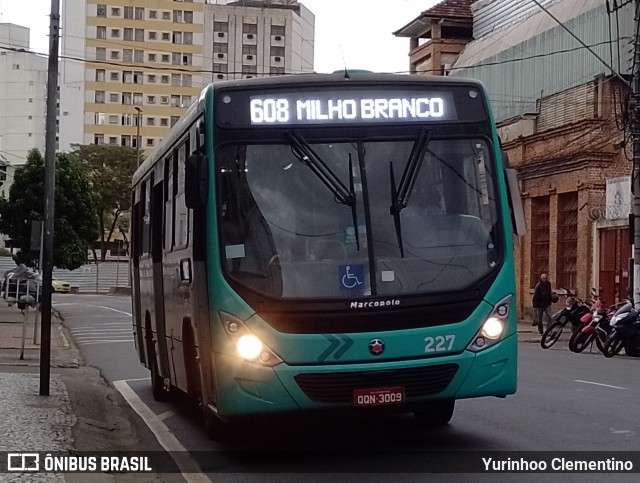 ANSAL - Auto Nossa Senhora de Aparecida 227 na cidade de Juiz de Fora, Minas Gerais, Brasil, por Yurinhoo Clementino. Número da foto: #10325496.