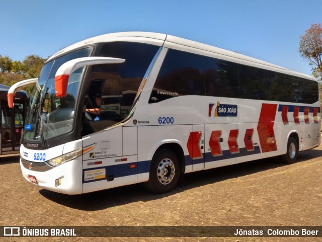 São João Votorantim - Sorotur Turismo 6200 na cidade de Campinas, São Paulo, Brasil, por Jônatas  Colombo Boer. ID da foto: 10326166.